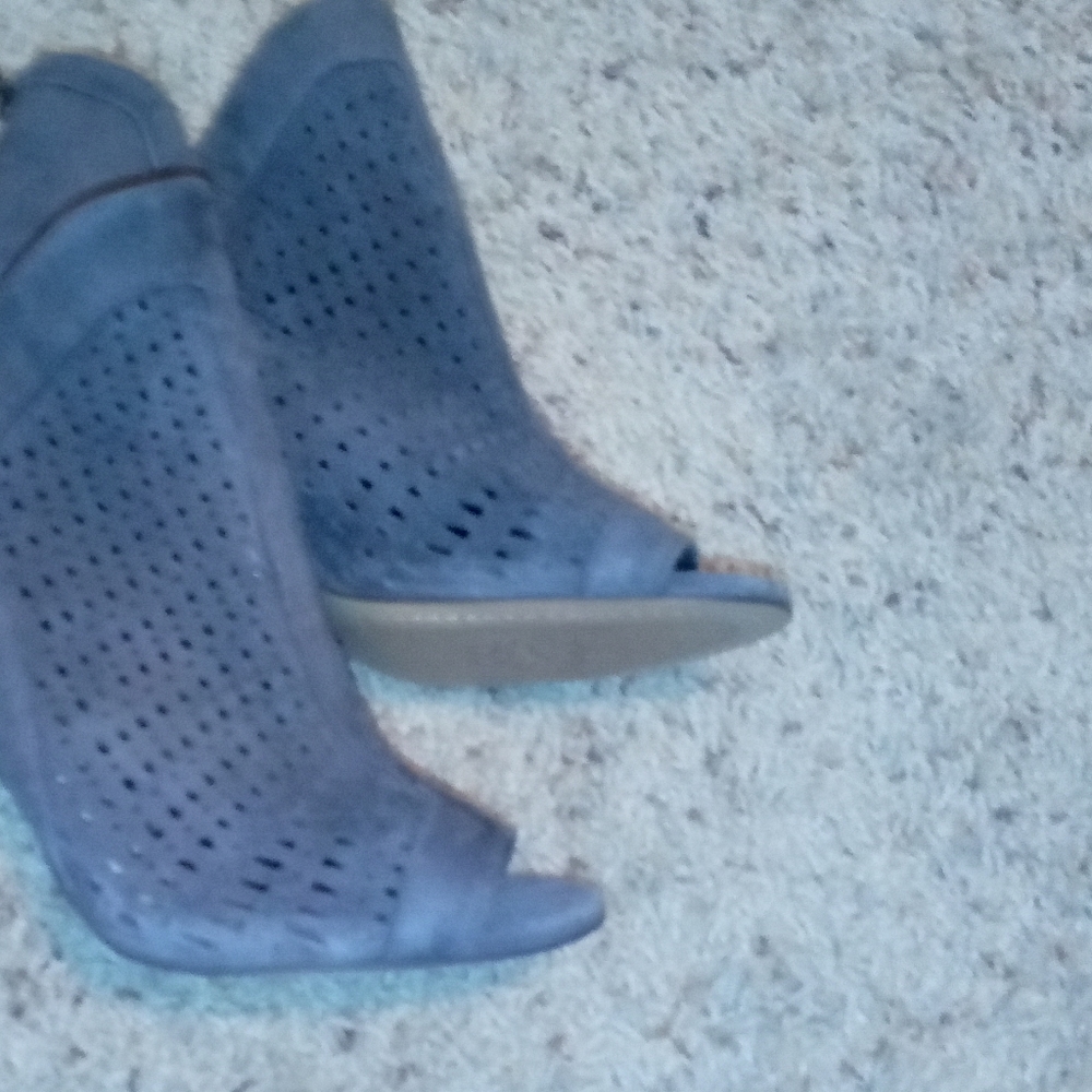 Vince Camuto grey suede open toe heeled bootie